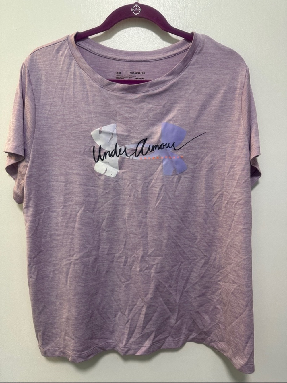 Women’s UA short sleeve shirt size 1X